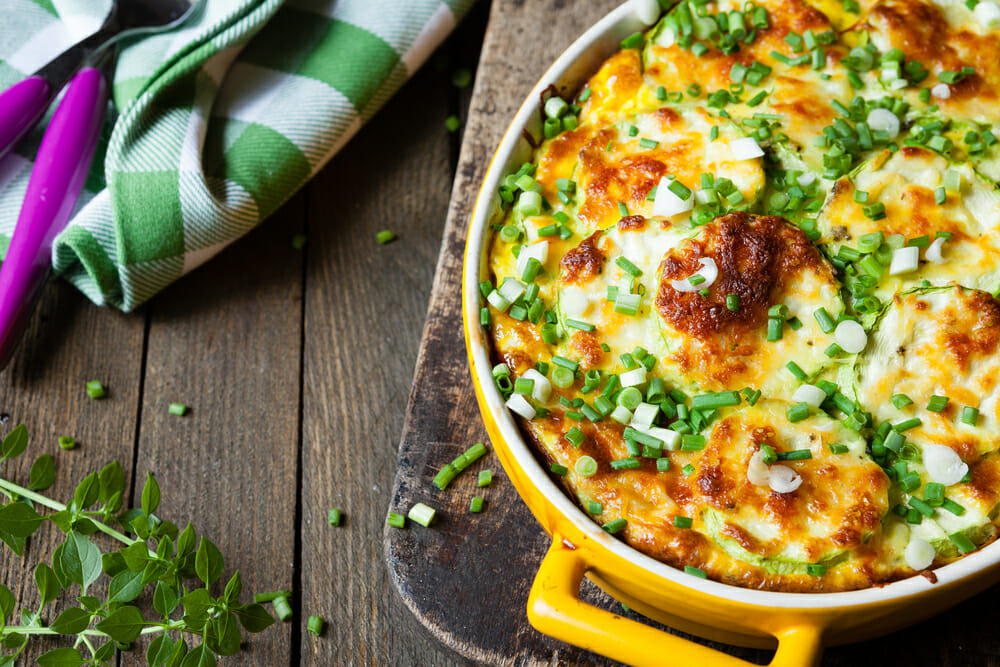 26 Easy Keto Chicken Dinner Recipes Perfect for Meal Prep Ketogenic chicken recipes! I’ve lost over 80 pounds on the keto diet & these are my favorite chicken recipes to meal prep! The low carb chicken casseroles are super easy to make ahead for my family & the crockpot recipes are perfect for weeknight meals! Whether you’re new to keto or a pro, you’ll find a new fave keto recipe to love in this collection! #keto #ketogenic #ketodiet #ketorecipes #ketogenicdiet #lowcarb #mealprep #crockpot